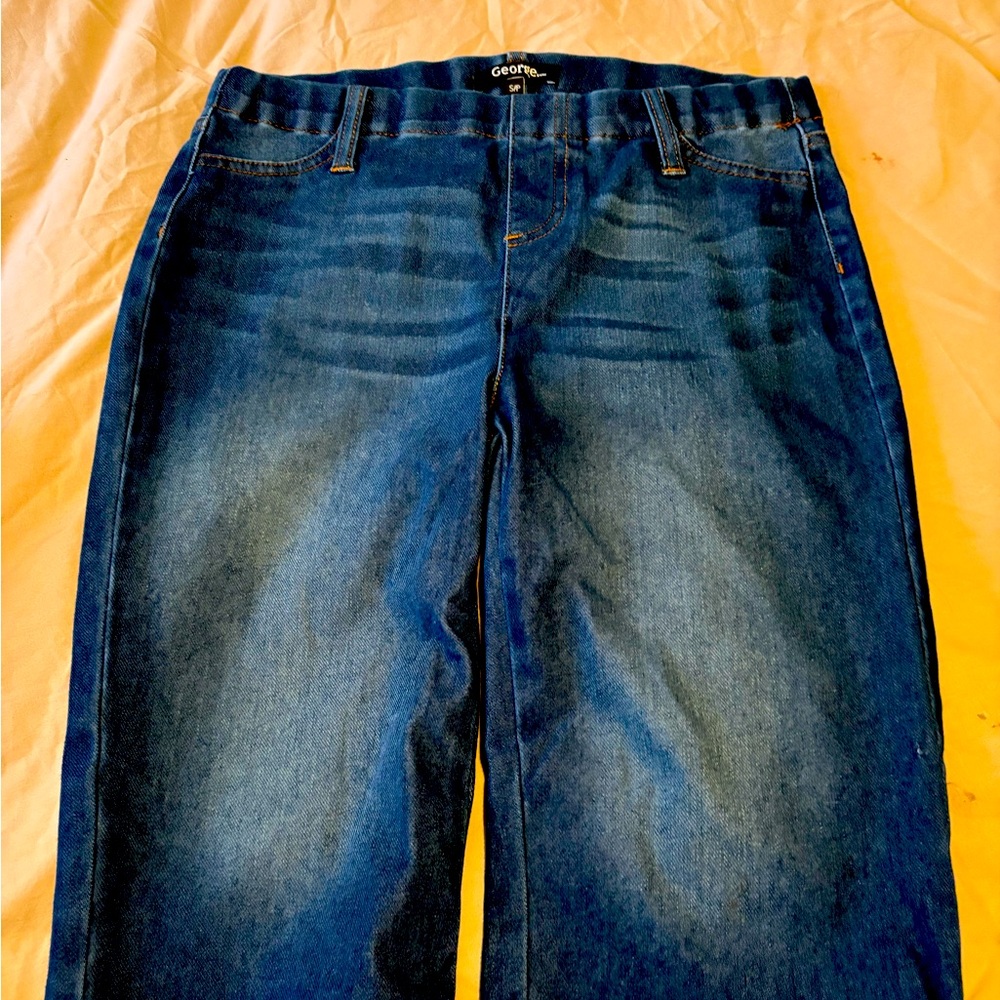 Blue denim capris